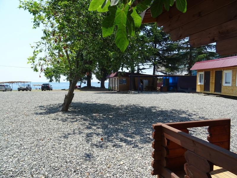 Guest House Tri Topolya Lidzava Exteriér fotografie